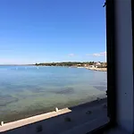 Traumhafte Lage Im Zentrum Von Nur 200 Meter Zum Mit Meerblick Apartment Porec