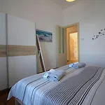 Traumhafte Lage Im Zentrum Von Nur 200 Meter Zum Mit Meerblick Poreč