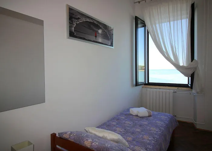 Daire Traumhafte Lage Im Zentrum Von Nur 200 Meter Zum Mit Meerblick