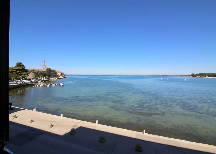 Apartament Traumhafte Lage Im Zentrum Von Nur 200 Meter Zum Mit Meerblick Poreč